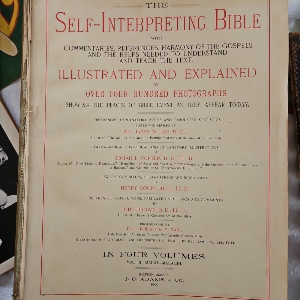 The Self-Interpreting Bible Illustrated Edition